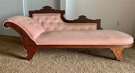 fainting couch chair